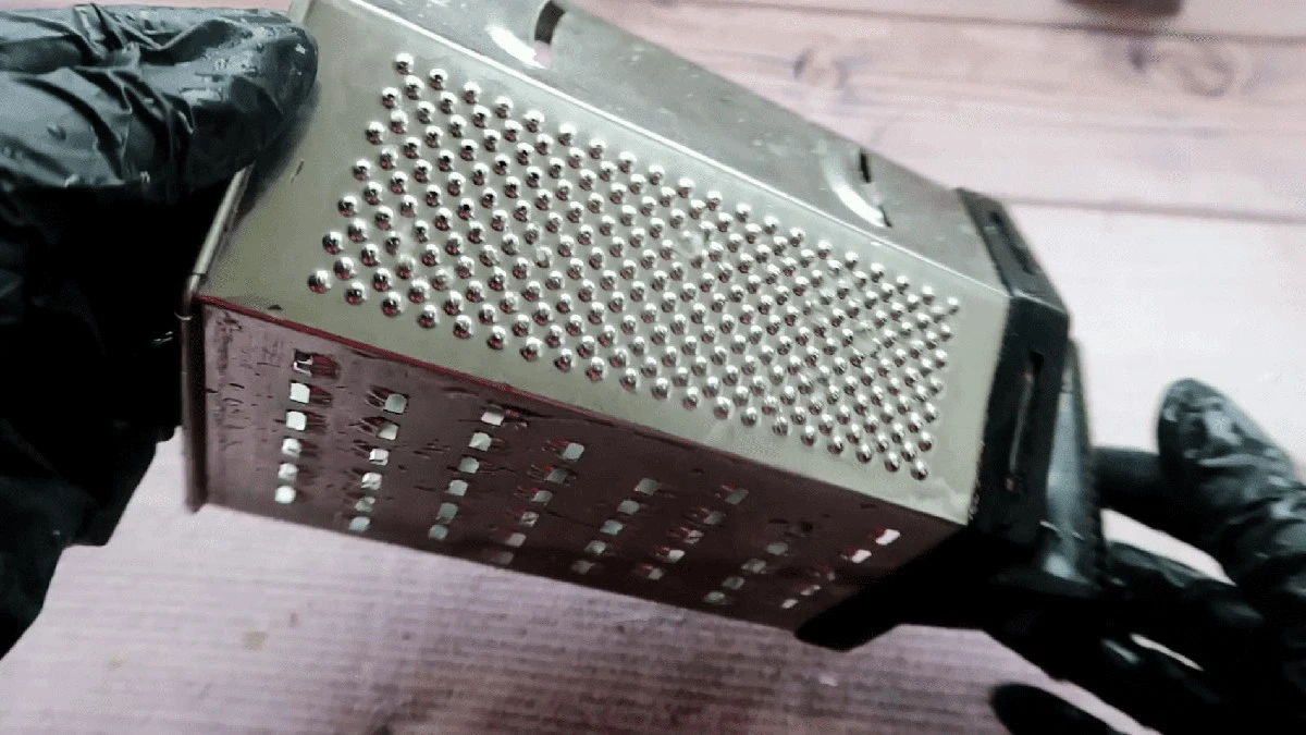 El secreto de la rallador: para qué sirve ese lado que siempre ignoraste