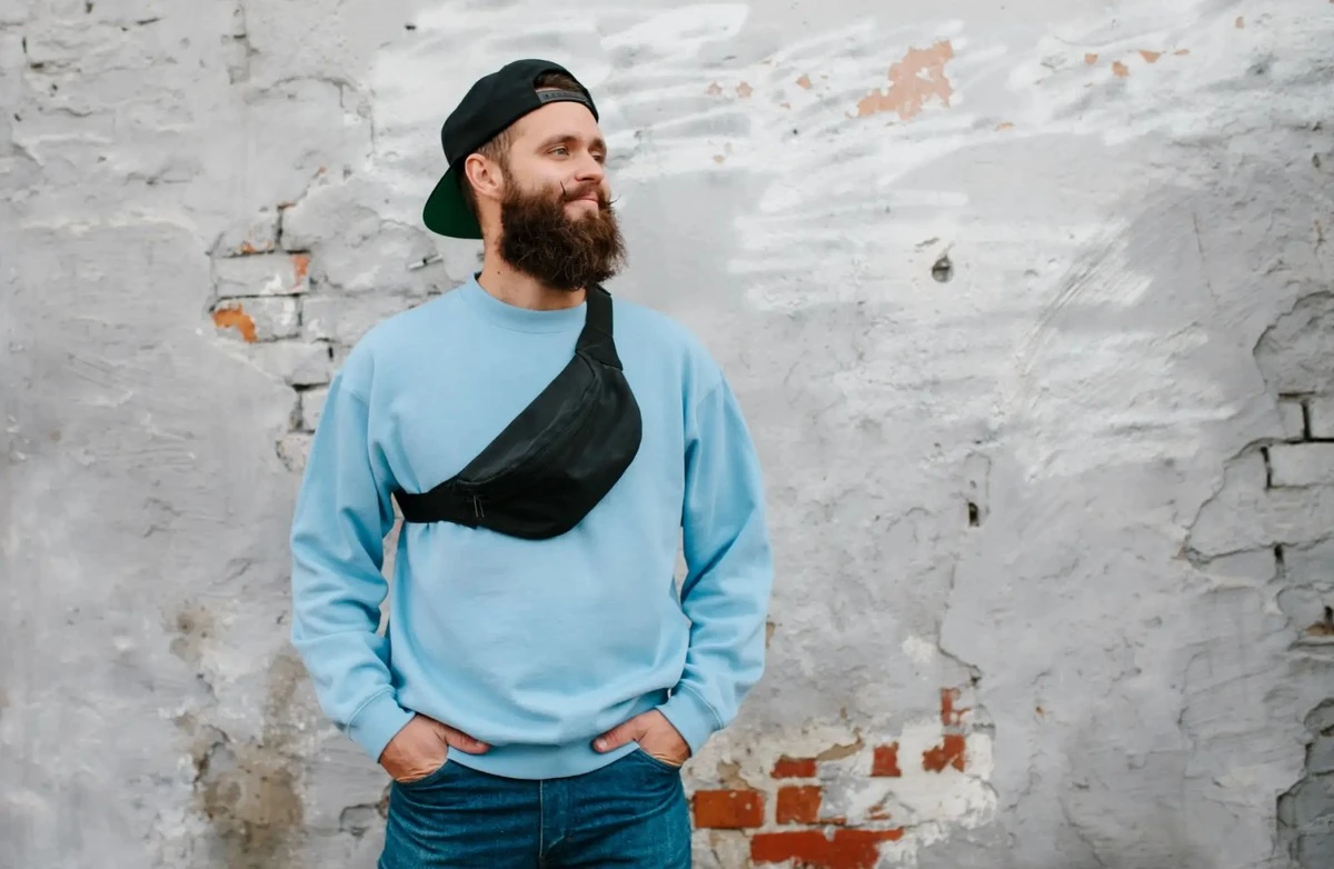 Adiós a la mochila: la tendencia que revoluciona cómo llevamos nuestras cosas