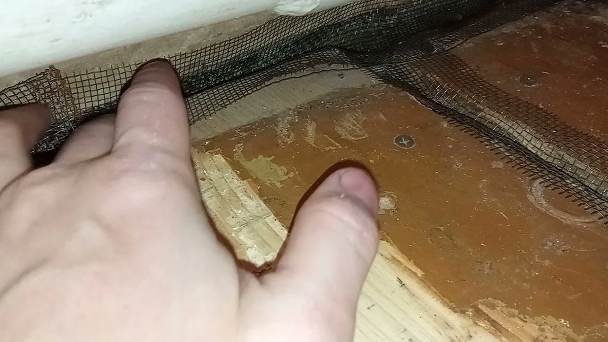 Sin electricidad ni tuberías: el método "popular" para conseguir suelo radiante por 1 céntimo – +3-4 grados de calor en casa.