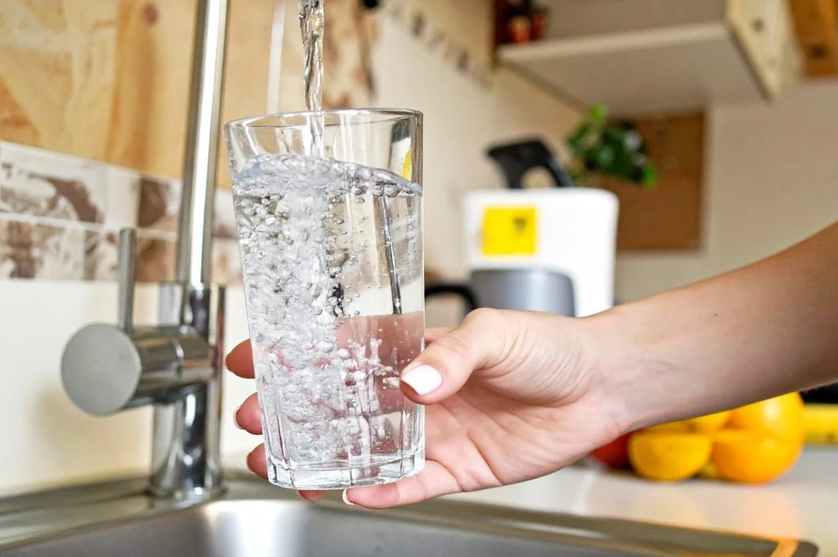 7 métodos caseros para purificar el agua del grifo sin filtros