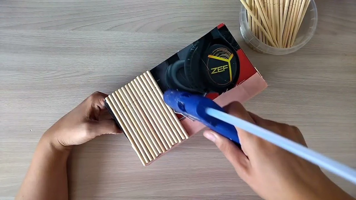 7 sorprendentes usos que desconocías para los palillos de sushi y rollo