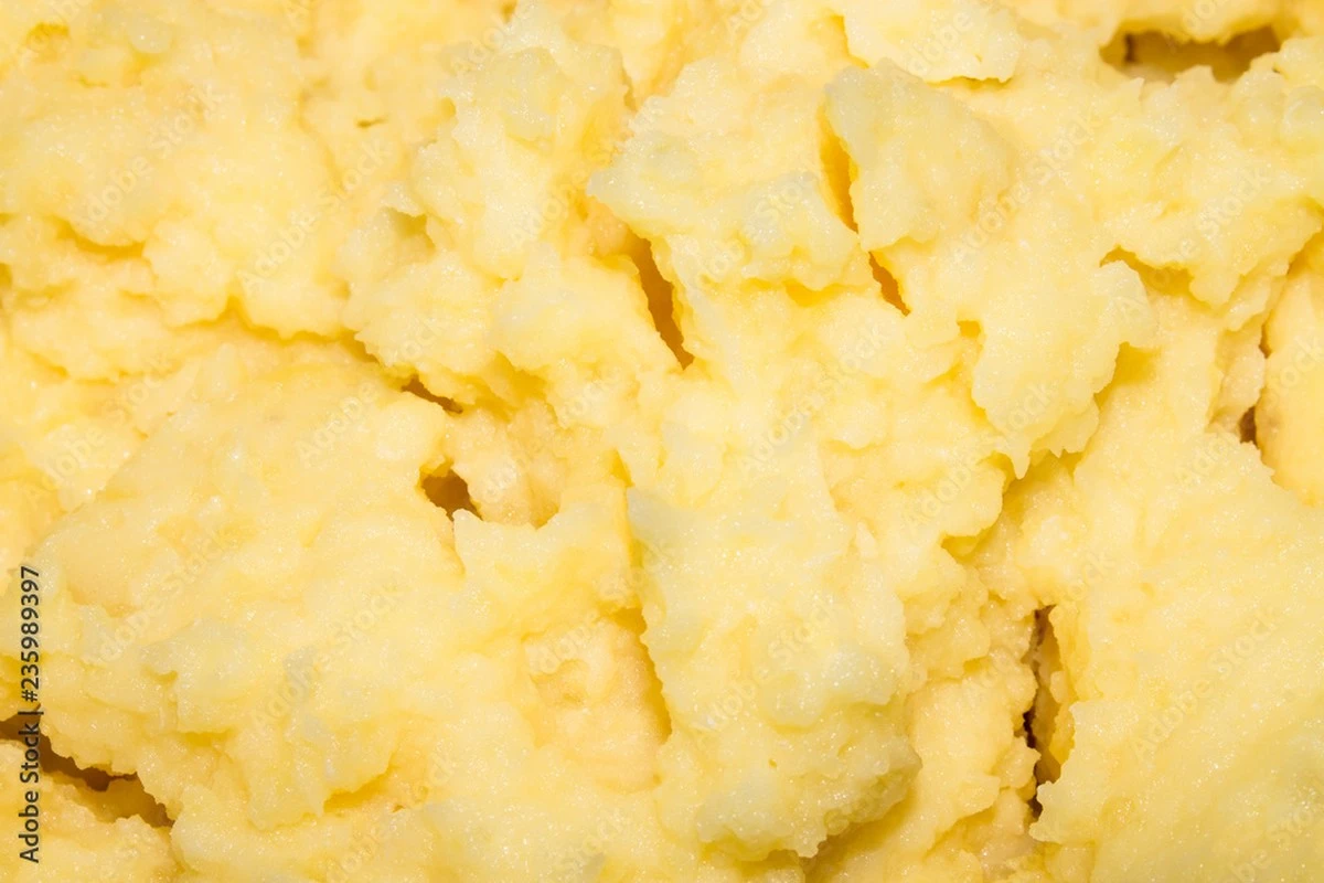 Cuánta sal ponerle al agua para puré de patatas: el secreto para un sabor perfecto - image 1