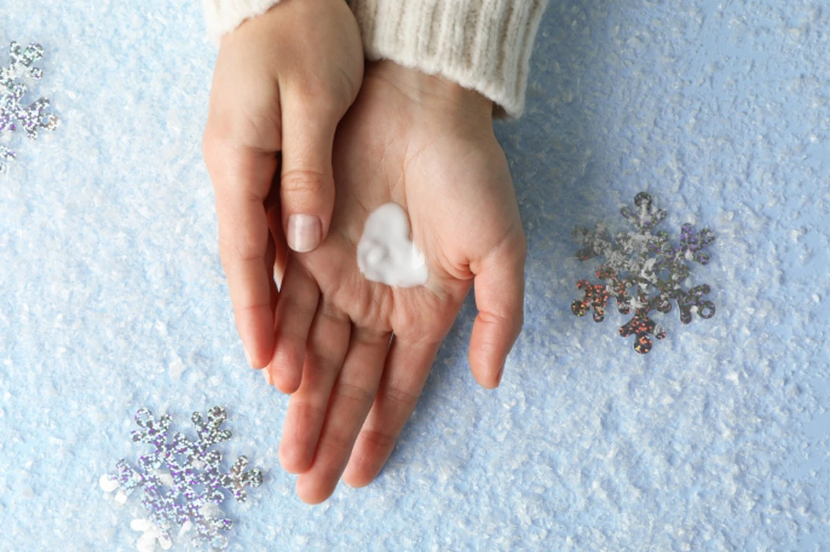 Manos suaves todo el invierno: secretos sencillos para protegerlas del frío - image 1