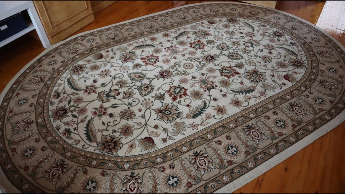 Olvídate de los químicos: 3 cucharadas de esto restauran el brillo y olor de tu alfombra