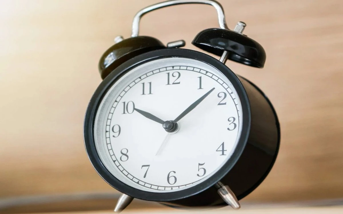 Tres hábitos diarios que envejecen tu rostro sin que te des cuenta