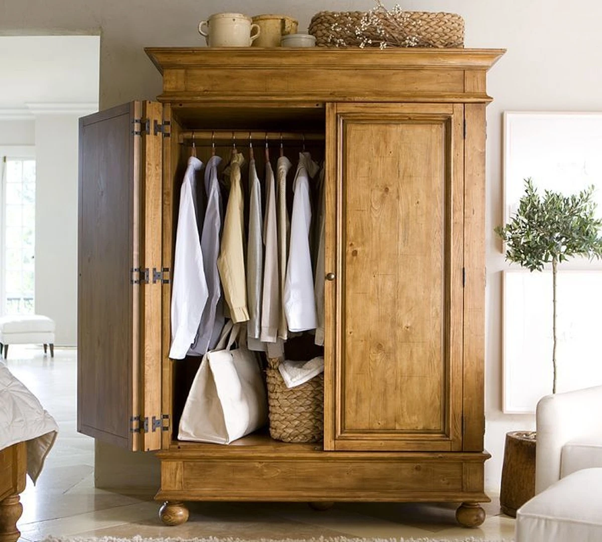 Renueva tu armario antiguo con esta guía paso a paso: de lacado a como nuevo - image 1