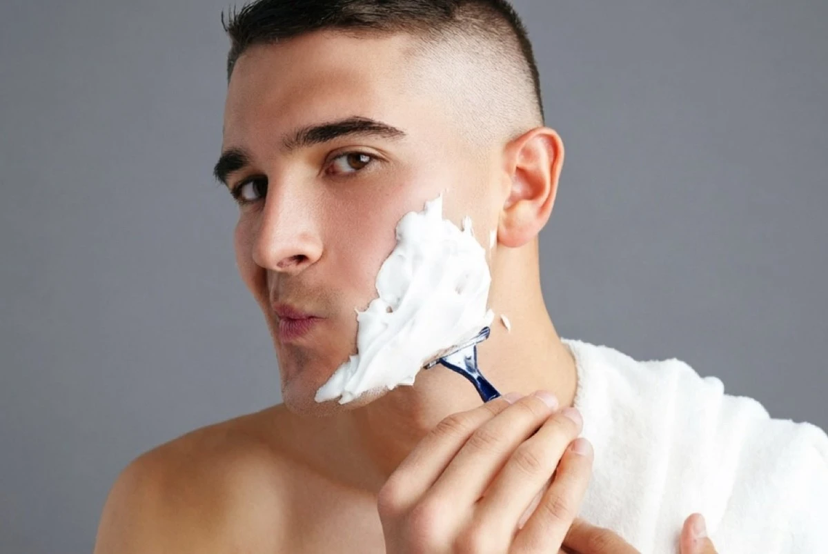 Piel suave post-afeitado: trucos caseros infalibles contra la irritación