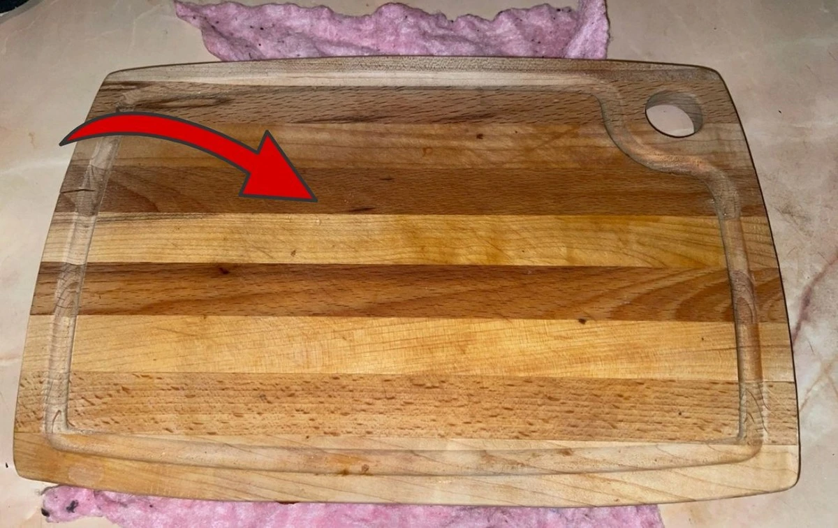 Devuelve tus tablas de cortar de madera a su estado original con 2 ingredientes de tu cocina