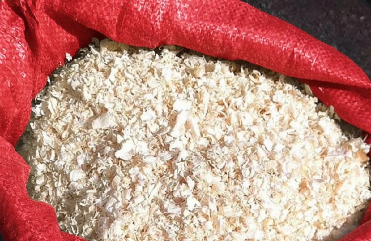 Aserrín vs. Poliestireno: el aislante que dura más según los constructores expertos