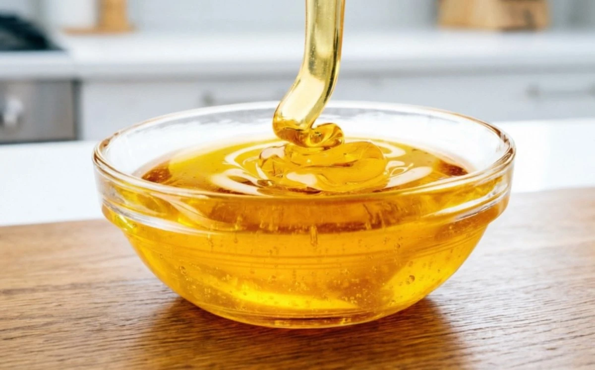Por qué la miel en lugar de azúcar no te hará adelgazar: la verdad inesperada sobre calorías y grasa