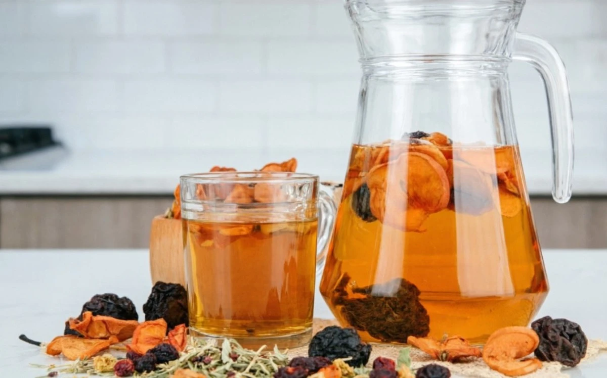 El secreto mejor guardado de las abuelas: el uzvar que cura y reconforta mejor que el refresco habitual