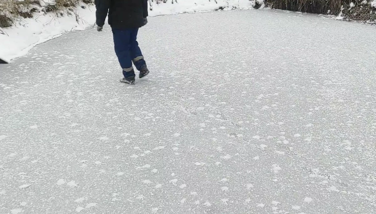 Añade silicona a tus zapatos antideslizantes: la solución secreta para el hielo