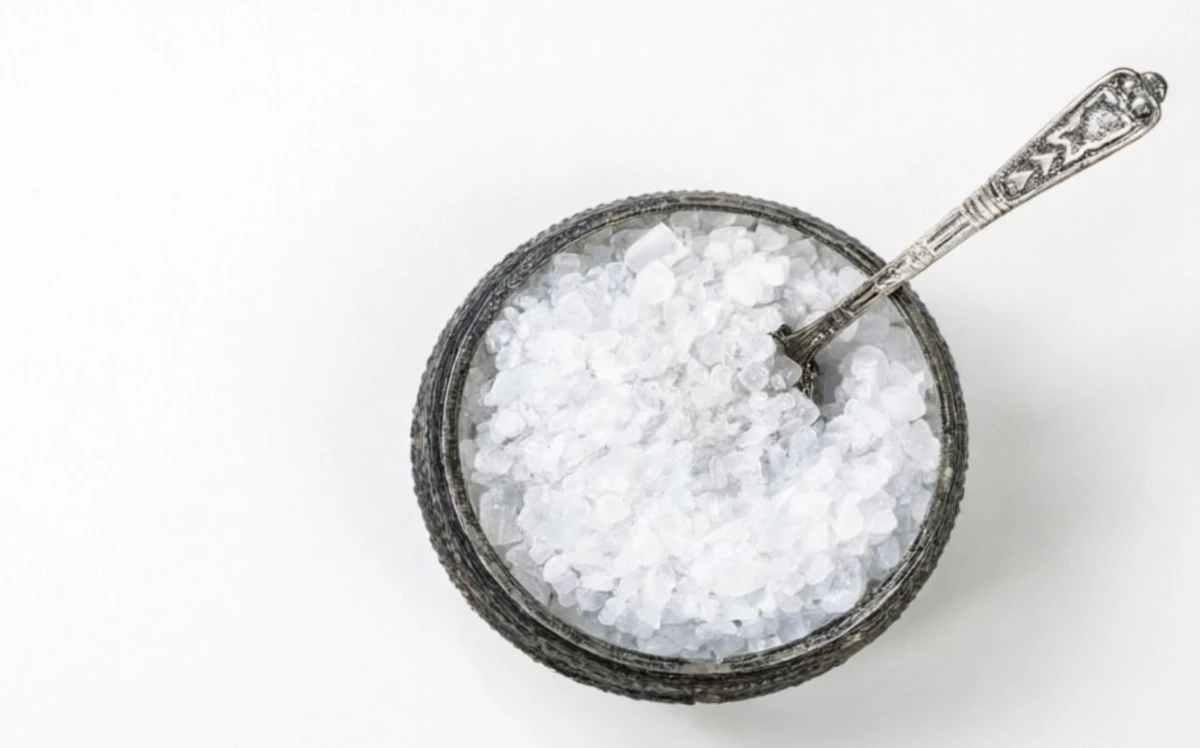 Pasa tus suelos de limpio a higiénico sin químicos: el truco casero que debes conocer