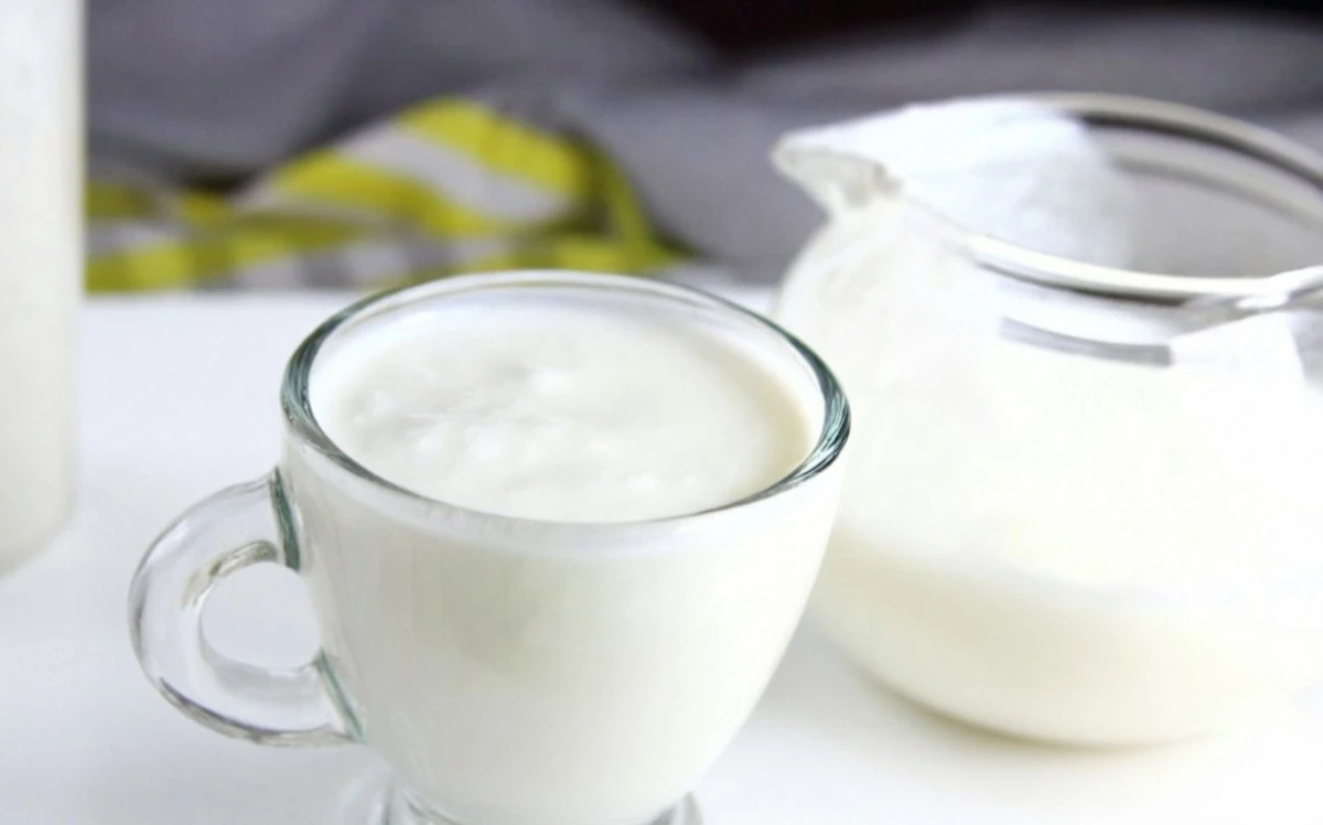 Cena de kéfir vs. cena completa: los sorprendentes efectos en tu peso y bienestar