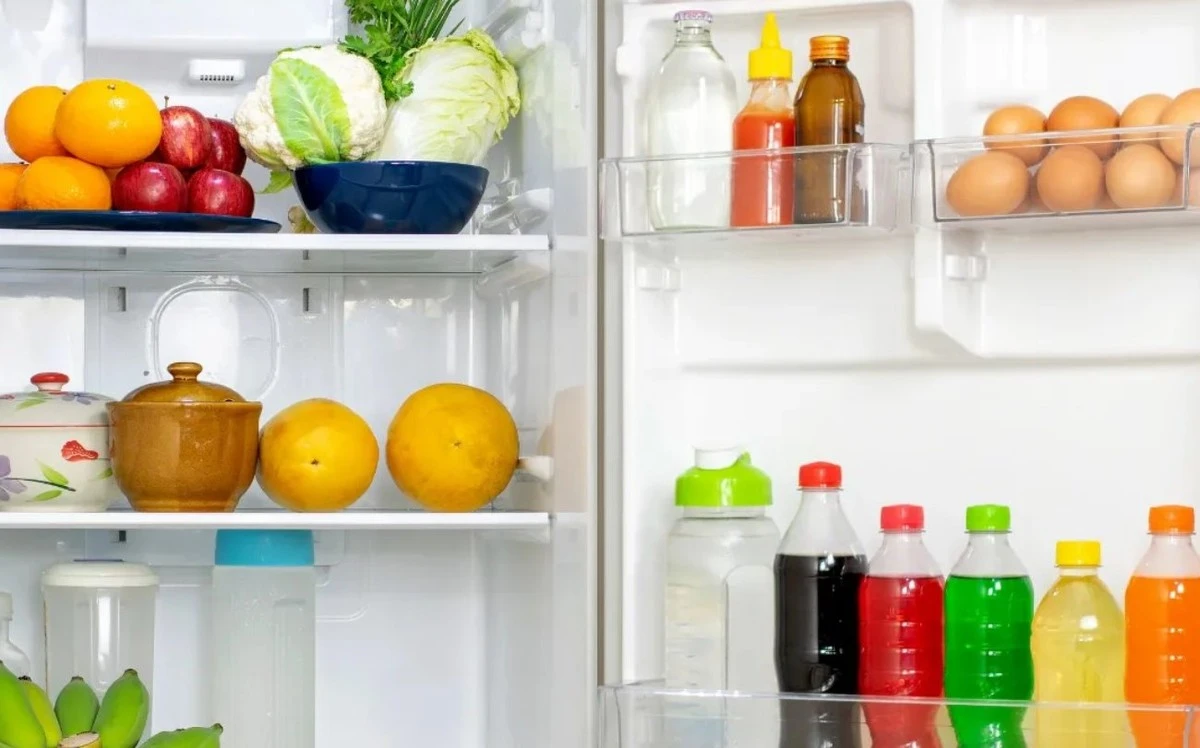 El olor a fresco en tu refrigerador sin químicos: un truco con bicarbonato de sodio