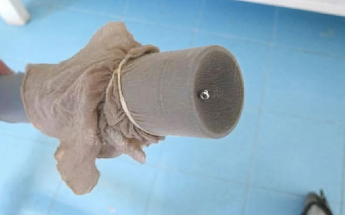 El truco del calcetín viejo en la aspiradora que toda ama de casa agradecerá