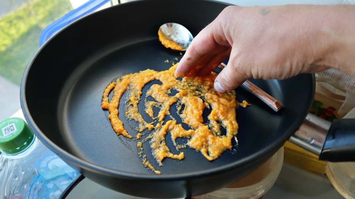 Este "truco de un céntimo" hará que tu sartén deje de pegarse para siempre