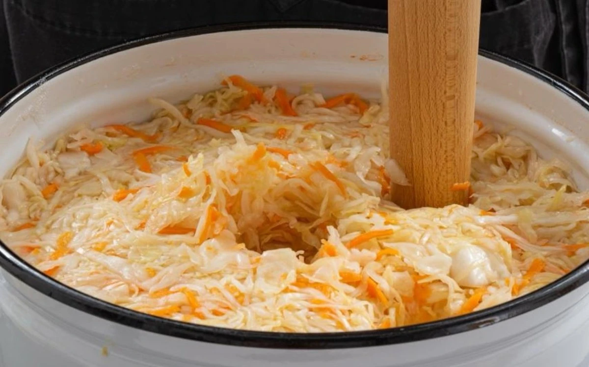 Alcanza la crujiente y deliciosa col fermentada perfecta: 5 secretos que los expertos guardan celosamente