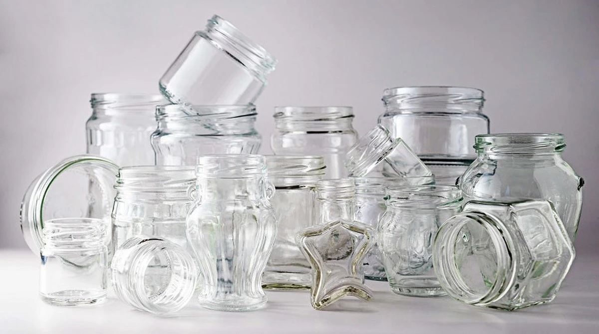 4 maneras creativas de reutilizar frascos de vidrio en tu cocina y darle un toque de estilo - image 1