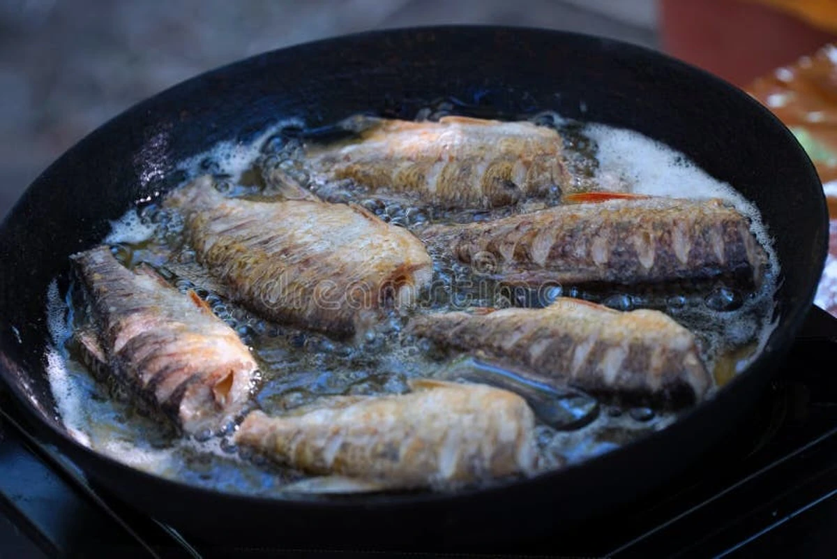 elsecretodelosp-extra-1.webp El secreto de los pescadores para deshacerse de las espinas de pescado de río al freír - image 1