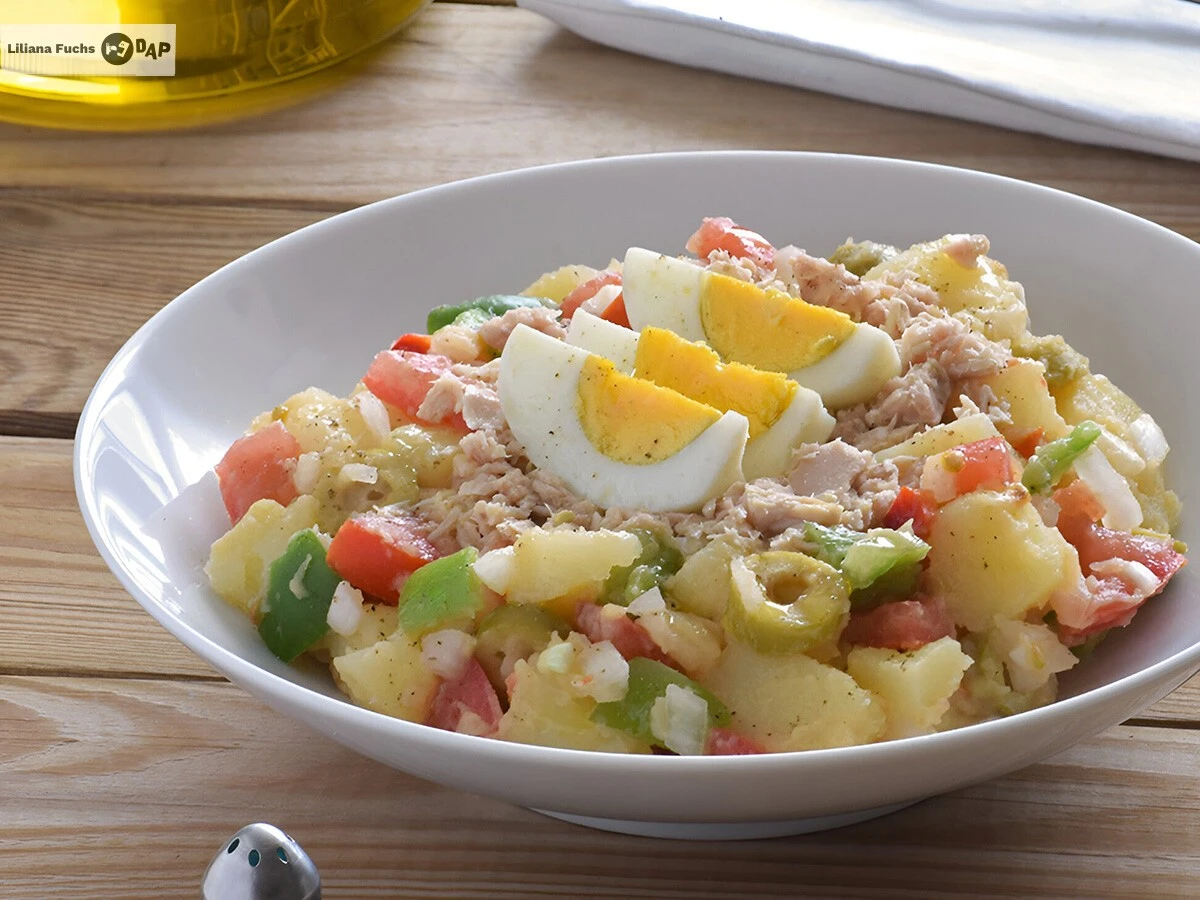 Por qué no debes mezclar pepinos y tomates en la misma ensalada: la explicación sencilla que muchos ignoran - image 1