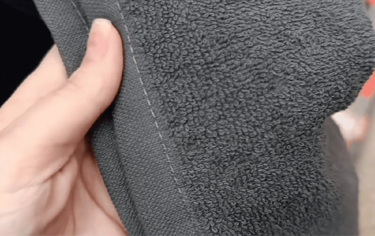 Cómo devolver la suavidad a tus toallas de baño con un truco de cocina