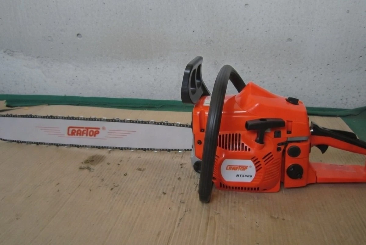 5 motosierras económicas para tu casa de campo que aguantan la temporada: guía de compra