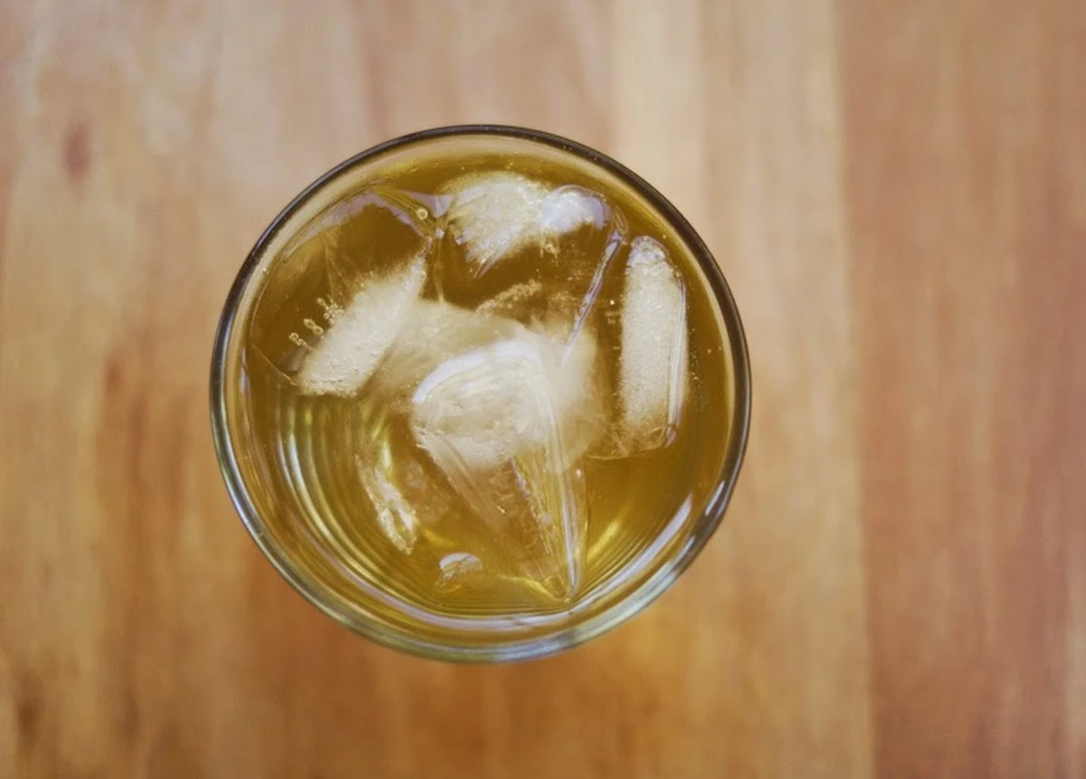 12 hojas de laurel a la sartén y al congelador: 4 usos secretos que te sorprenderán - image 1