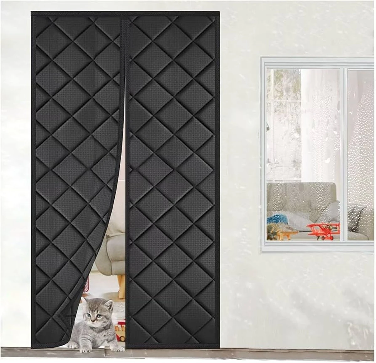 El truco del caucho expandido que mantiene tus puertas cálidas en invierno - image 1